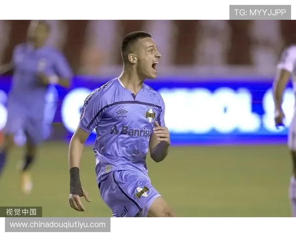 2024年最受欢迎的斗球直播网站排行榜，提供高清流畅的足球直播体验